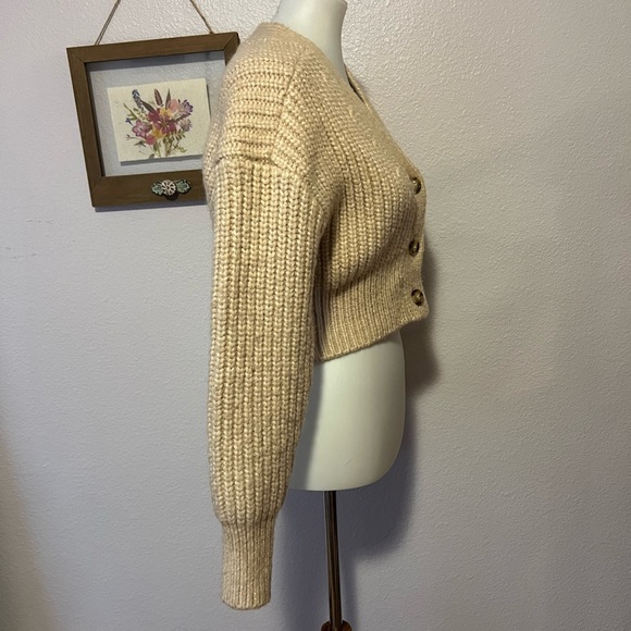 Chunky cropped cardigan - Picture 3 of 4